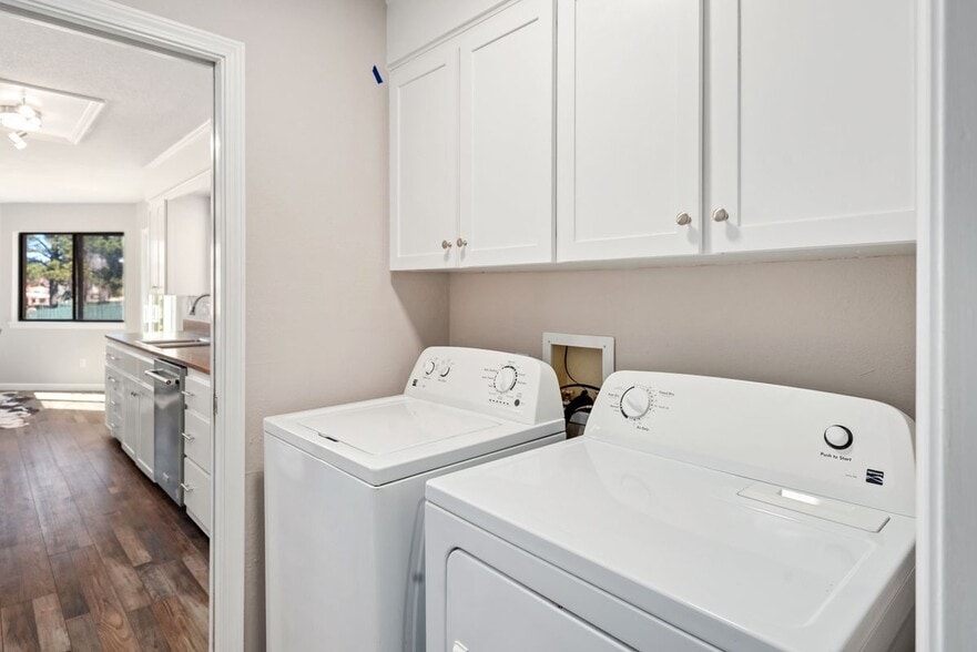 Building Photo - 104 Bogie Ln