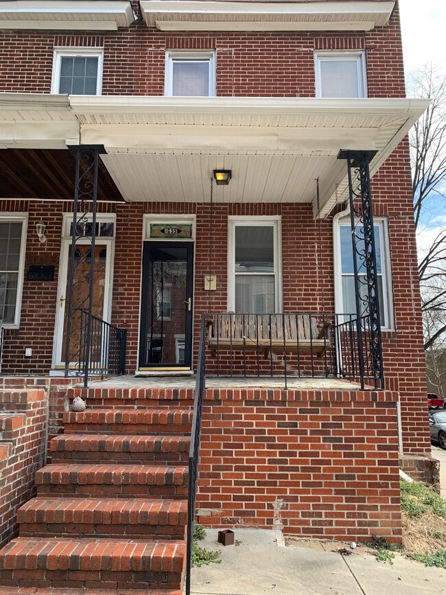 Building Photo - 1635 Webster St