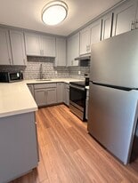 Building Photo - 755 14th Ave