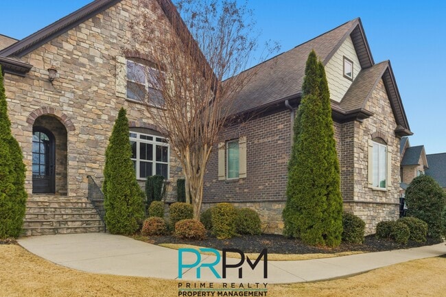 Building Photo - 129 Griffith Hill Way