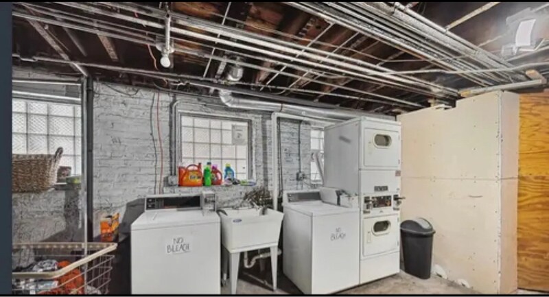 Building Photo - 2601 W Potomac Ave