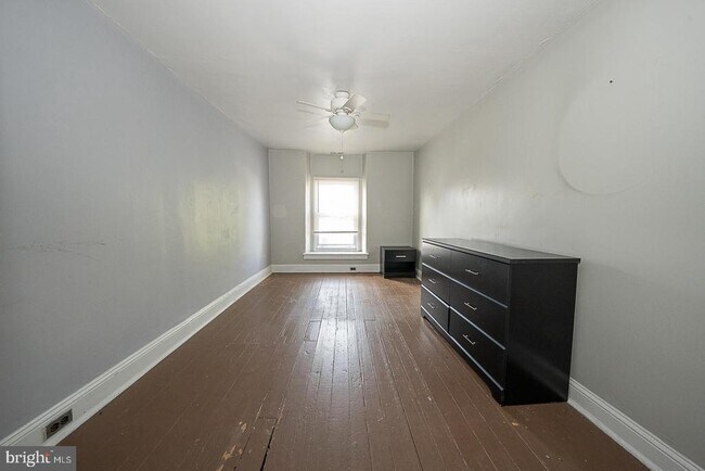 Building Photo - 3929 Terrace St