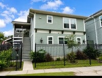 Building Photo - 4703 Park Dr