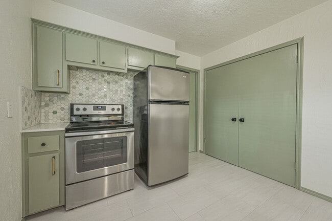 Building Photo - 1626 NW 45th St