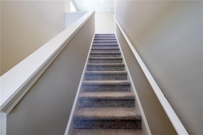 Building Photo - 2088 Nuthatch Dr