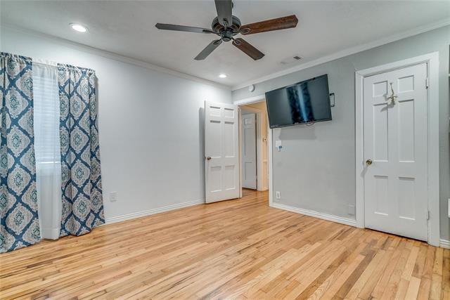 Building Photo - 7400 Llano Ave
