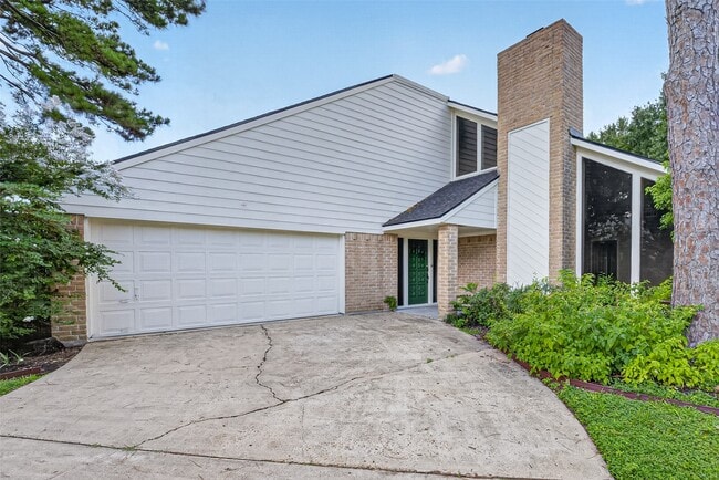 Building Photo - 7111 Halfpenny Rd