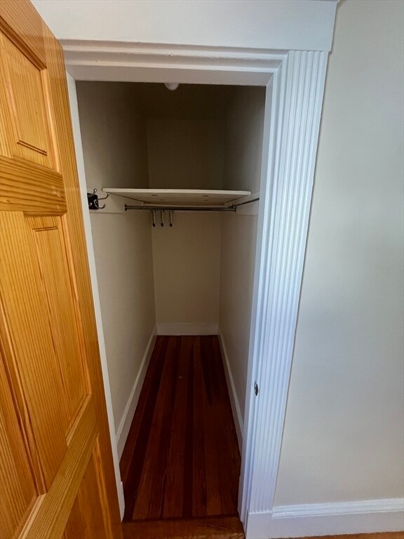 Building Photo - 39 Montfern Ave