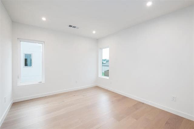 Building Photo - 838 McBroom St