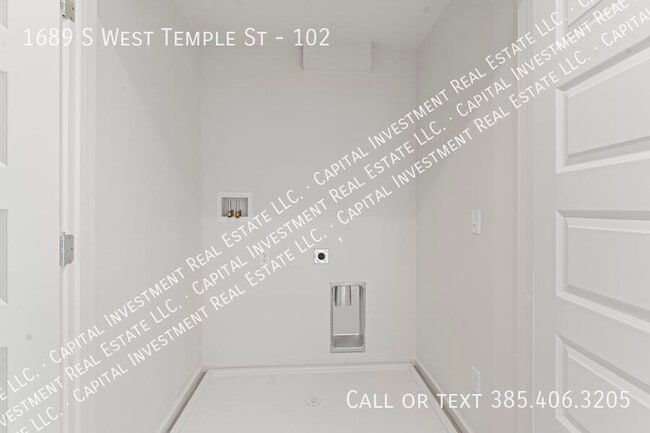 Building Photo - 1689 S W Temple St