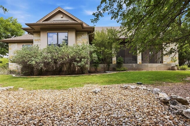 Building Photo - 203 Pristine Dr