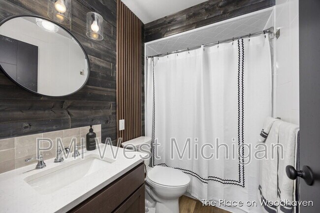Building Photo - 8428 Woodhaven Dr SW