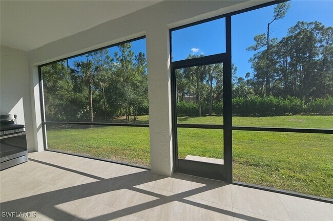 Building Photo - 2330 4th Ave SE