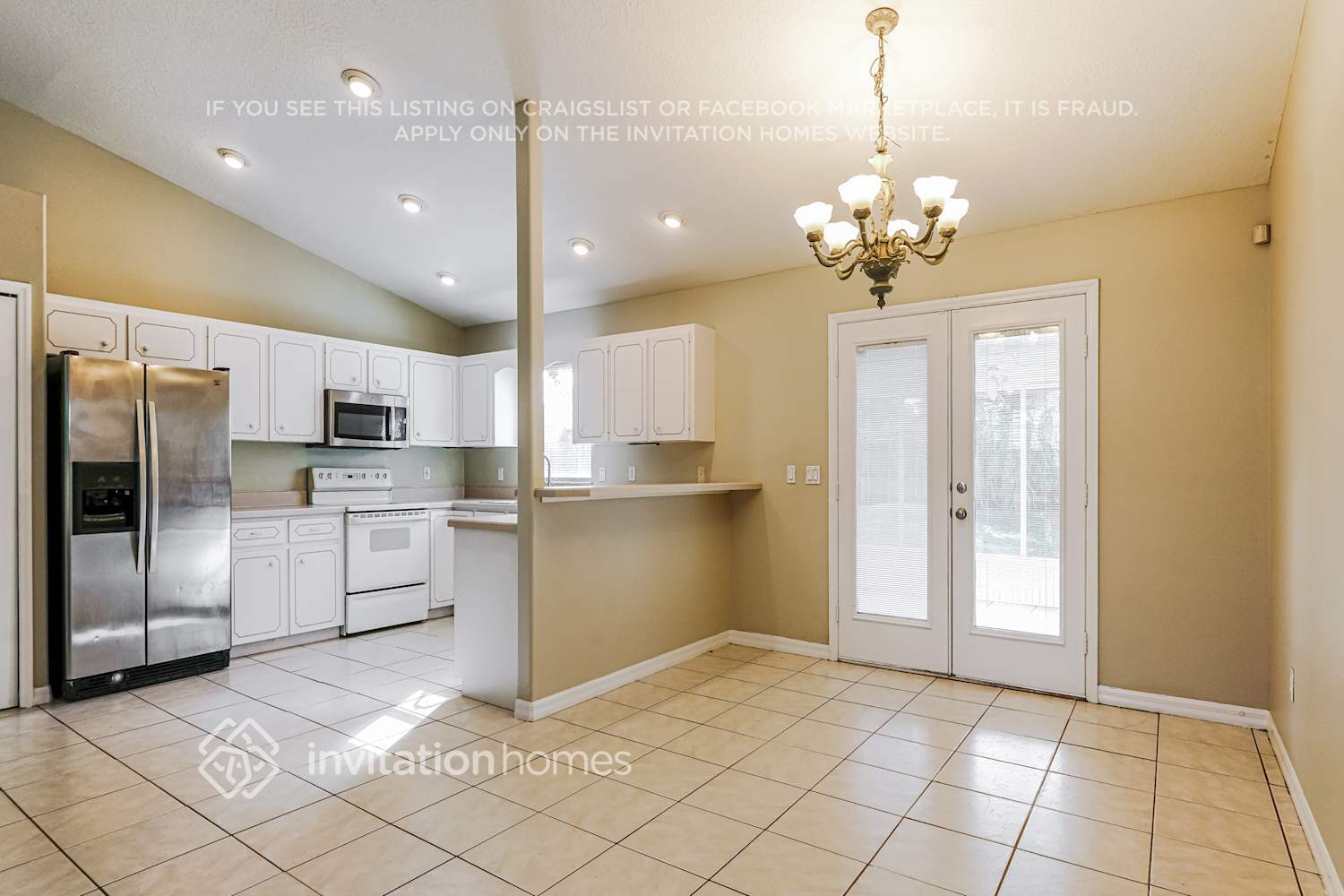 Building Photo - 3104 Pine Tree Dr