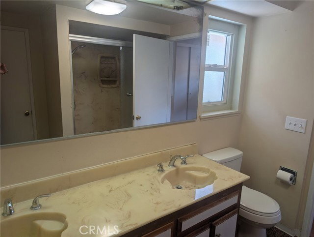 Building Photo - 4029 N Gayle St