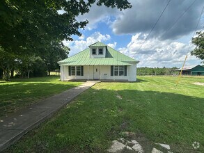 Building Photo - 8746 Old Jackson Ridge Rd N