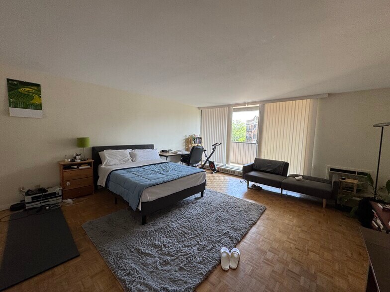 Building Photo - 165 Chiswick Rd