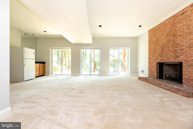 Building Photo - 6413 Wilson Ln