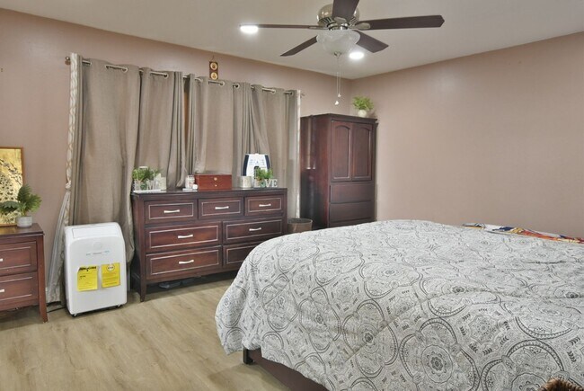 Building Photo - Beautifully Remodeled Blossom Valley 4 Bed...