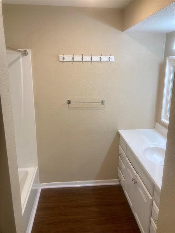 Building Photo - 6924 Lasker Dr