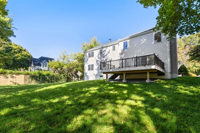 Building Photo - 19 Highland Park Pl