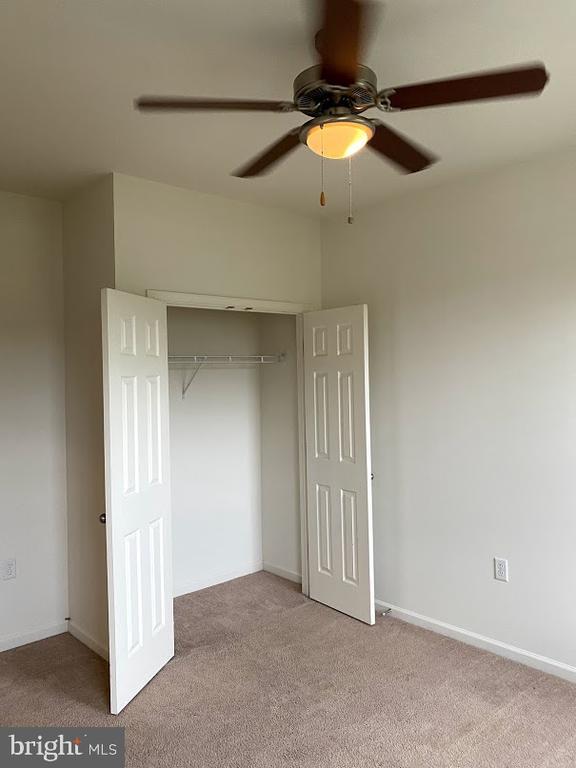 Building Photo - 120 Woodman Ct