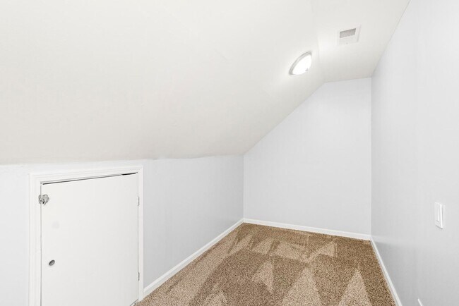 Building Photo - 2845 Jessie Ct