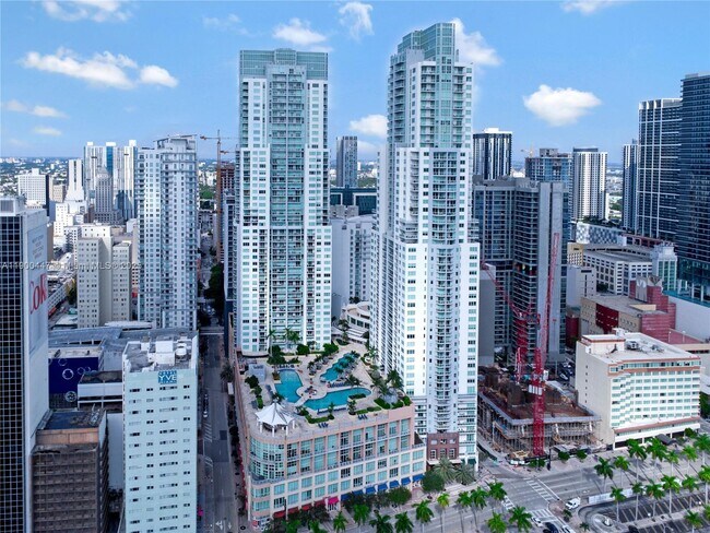 Primary Photo - 253 NE 2nd St