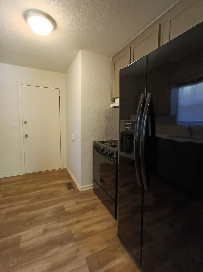 Building Photo - Midwest City Schools!