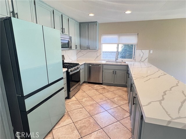 Building Photo - 25444 Vía Pacifica