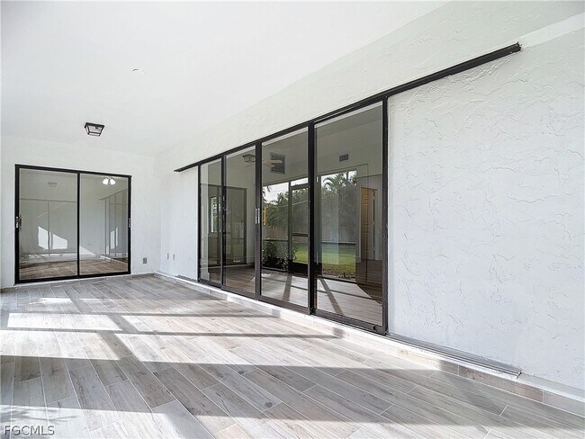 Building Photo - 88 Erie Dr