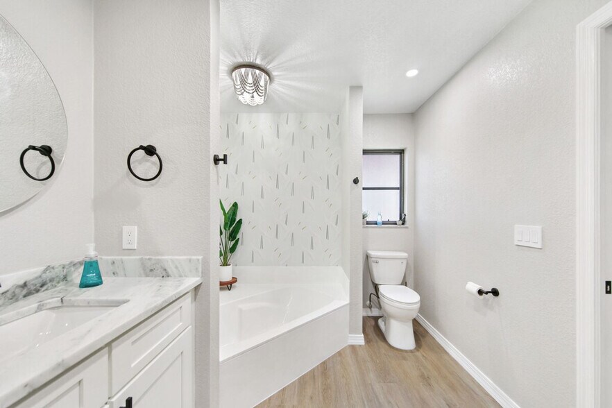 Building Photo - 27 Bunker Terrace