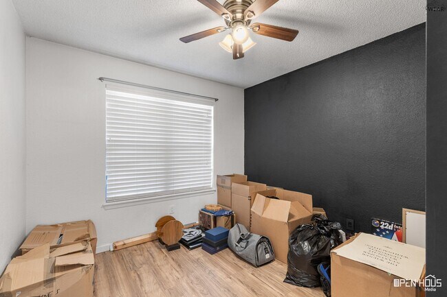 Building Photo - 4874 Matterhorn Dr