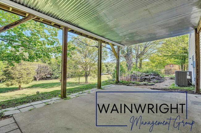 Building Photo - Charming Ranch Convenient Location