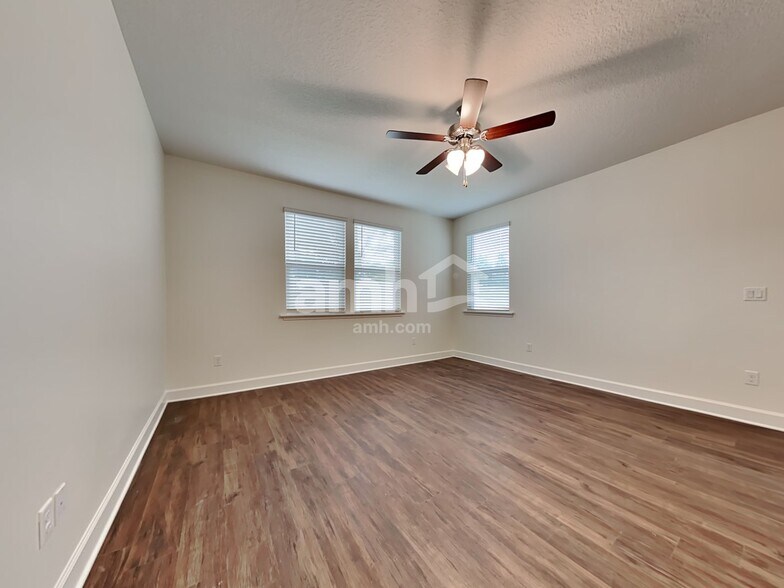 Building Photo - 10717 Coleman Rd