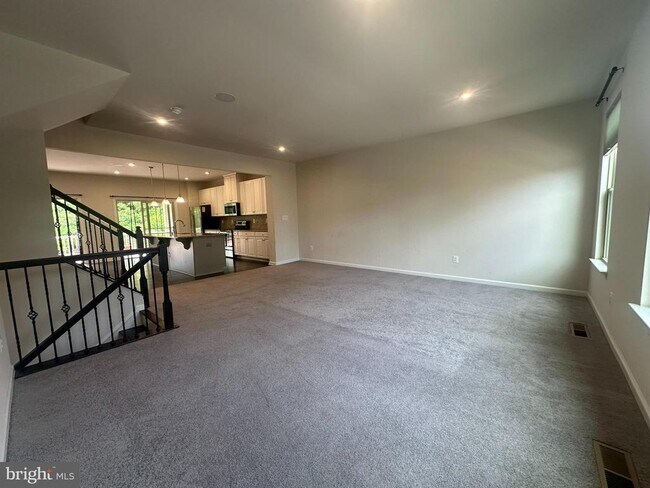 Building Photo - 10402 Steeplechase Run Ln