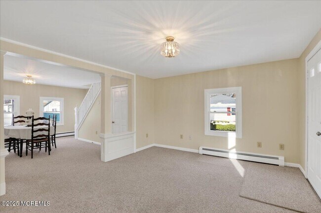 Building Photo - 28 Sedgwick St