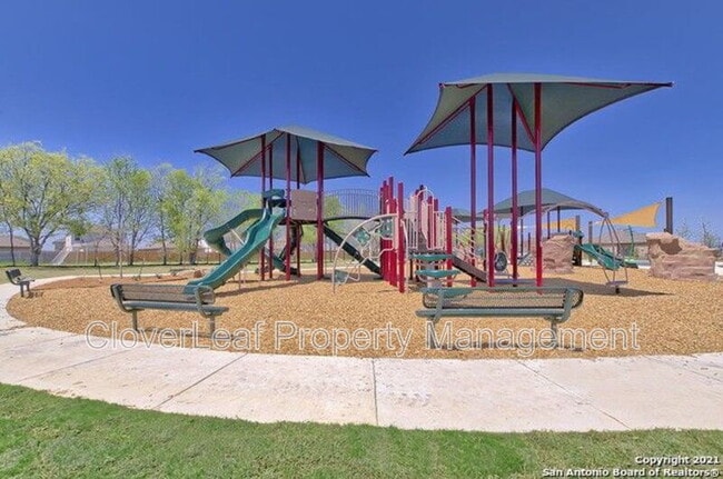 Building Photo - 751 Wonderland Trail
