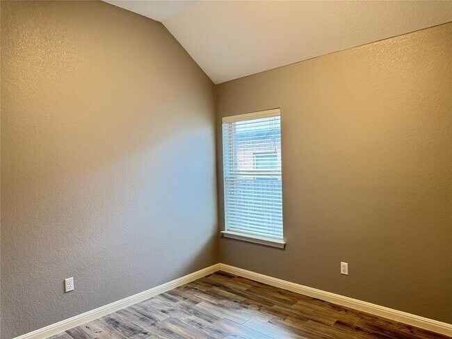 Building Photo - 2483 Santa Barbara Loop