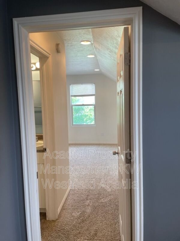 Building Photo - 4172 W Lakebridge Drive