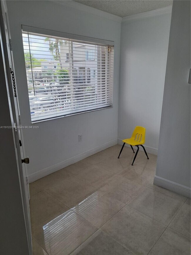 Building Photo - 551 NW 82nd Ave