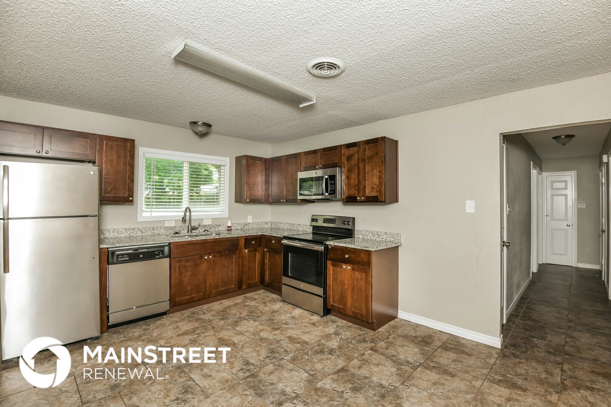 Building Photo - 405 S Judd St