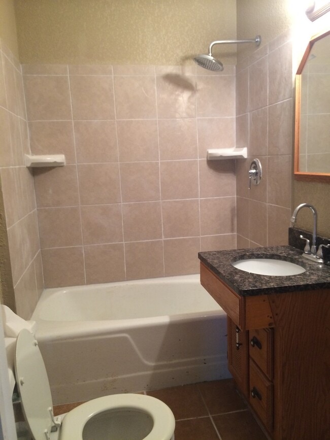 Building Photo - 313 Todds Ferry Rd