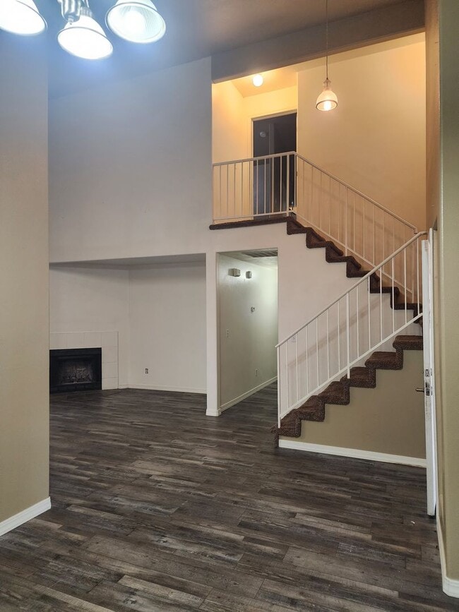 Building Photo - 93 N 4000 W