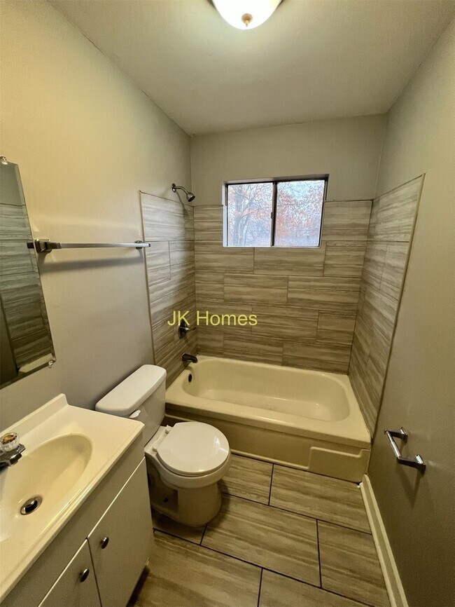 Building Photo - Newly Renovated Home For Rent!