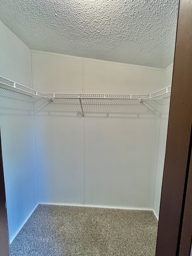 Building Photo - 2500 Gail Helen Ct