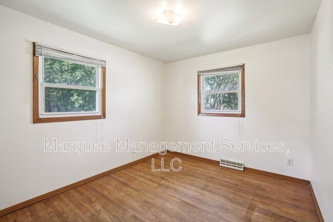 Building Photo - 4903 Camden Rd