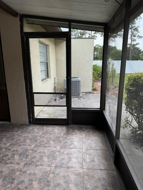 Building Photo - 6014 Indrio Rd
