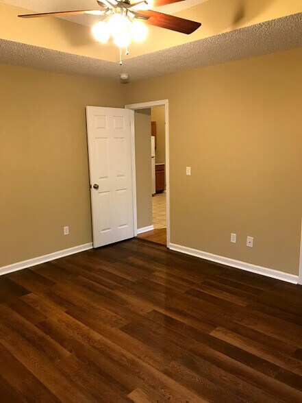 Master bedroom - 45 Harper Meadow Way