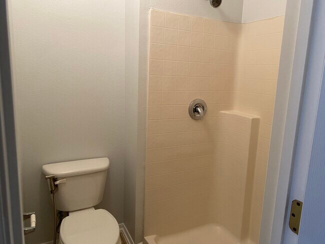 Building Photo - 111 Cabrillo Dr